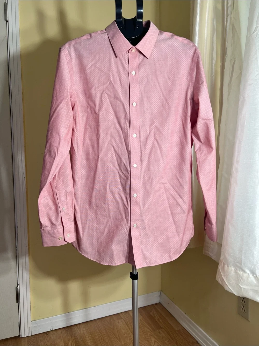 Banana Republic Pink Micro-Pattern Long Sleeve Dress Shirt